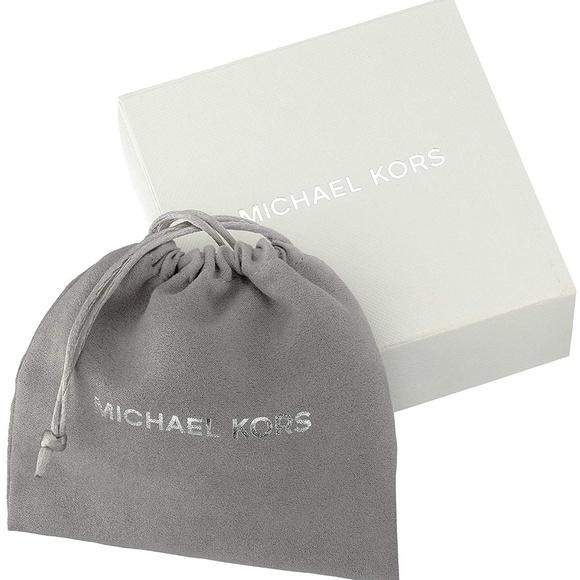 🎁 MICHAEL KORS RseGld-Tone Ribbed Buckle Bracelet - Picture 2 of 4